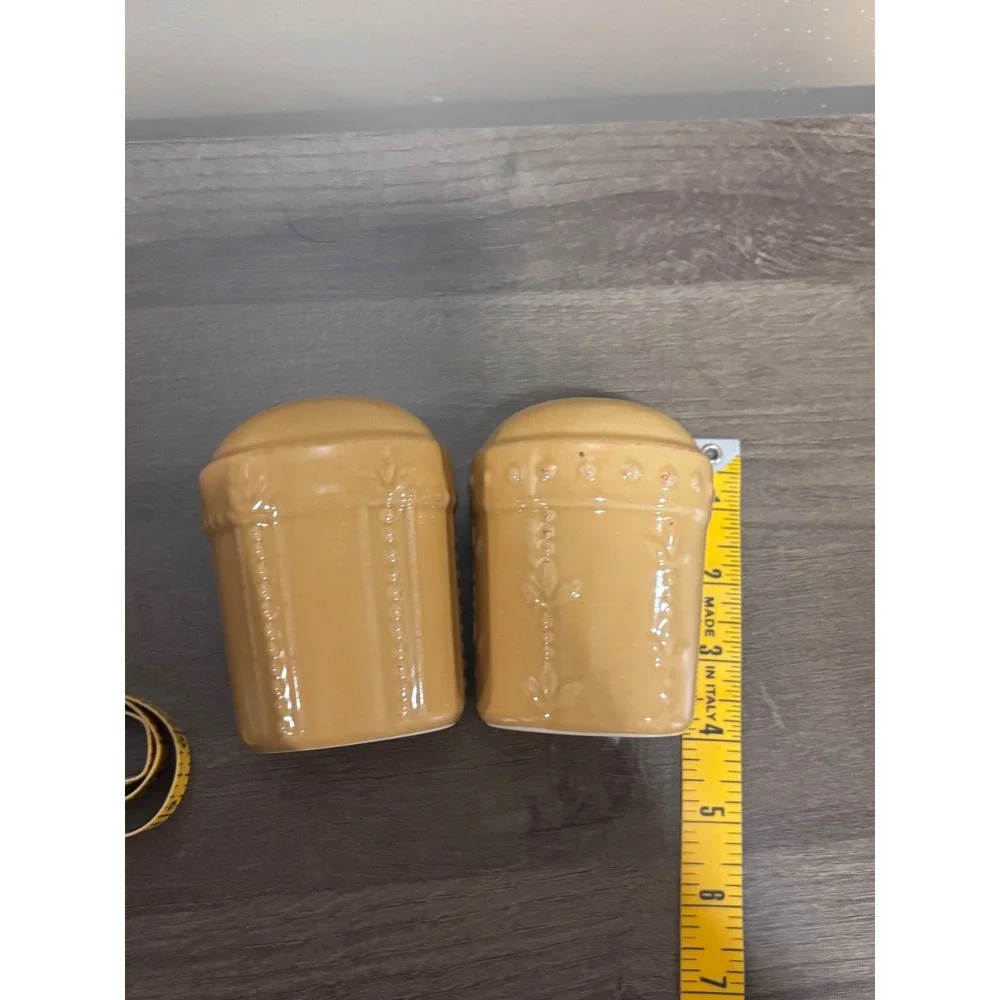 Yellow Sorento Ceramic Salt and Pepper Shakers Set Embossed Floral Stoneware